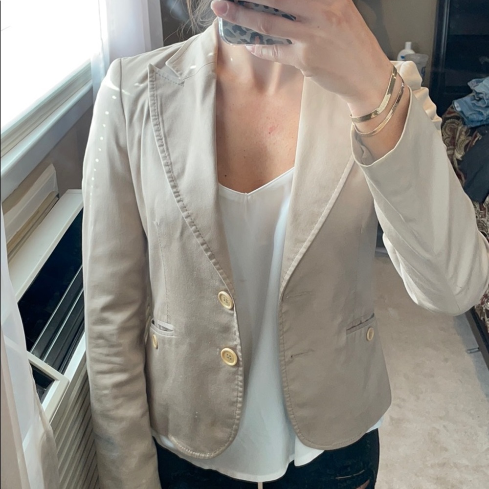 Blazer - Picture 2 of 2